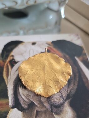 3/$10 Vintage Gold Leaf Brooch